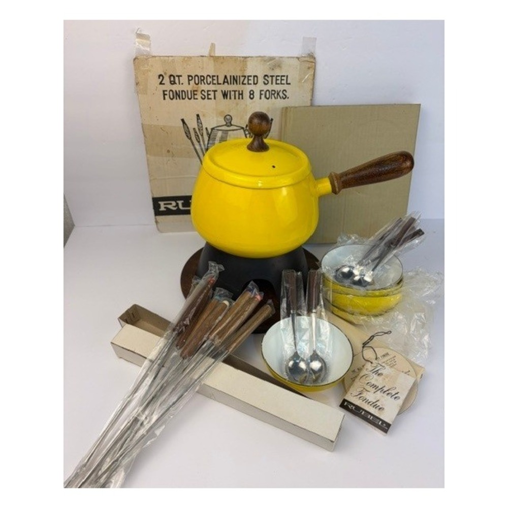 Vintage Rubel Yellow Fondue Porcelain Steel Set 2 QT Styson Inc 1930 Wood Handle